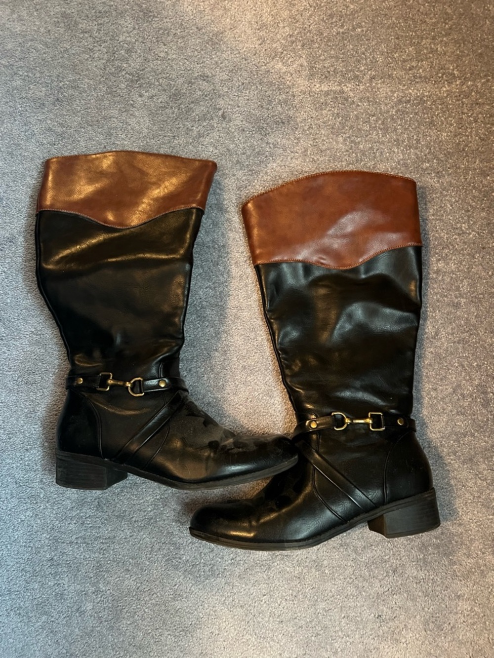 Rampage Two-Tone Black and Brown Boots